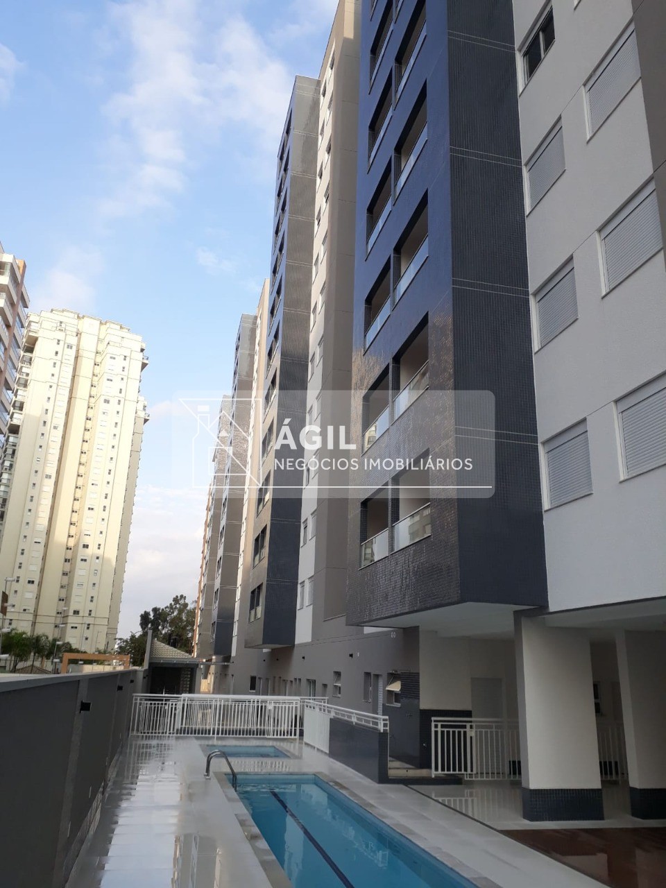 Aluga-se Apartamento de 2 dormitórios no Jardim Aquarius