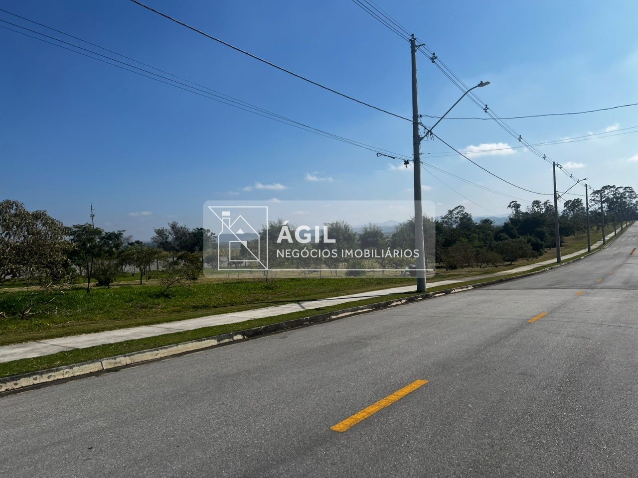 Venda - Terreno - 250m² - Loteamento Vereda dos Campos - Jardim das Flores - Fazenda Ronda, São José dos Campos - SP