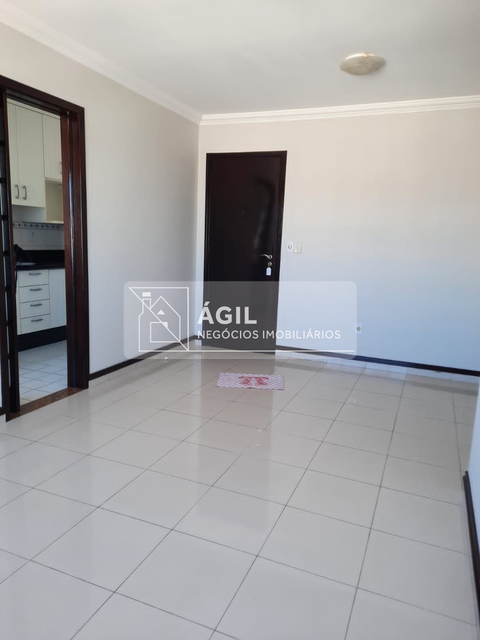 Aluga-se - apartamento - 02 quartos, suite - edifício pontal