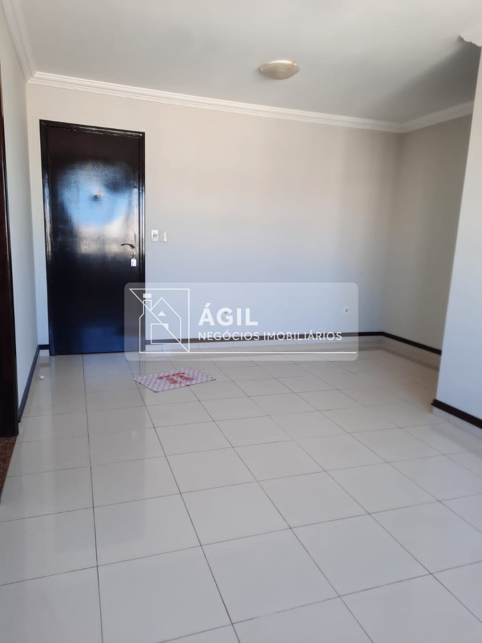 Aluga-se - apartamento - 02 quartos, suite - edifício pontal