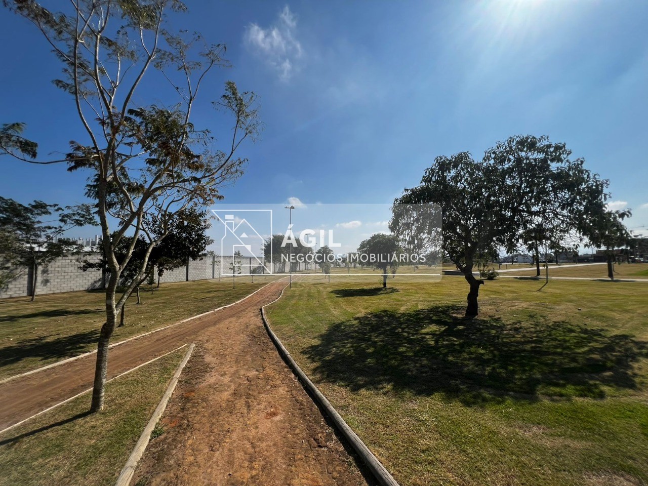 Venda - Terreno - 250m² - Loteamento Vereda dos Campos - Jardim das Flores - Fazenda Ronda, São José dos Campos - SP