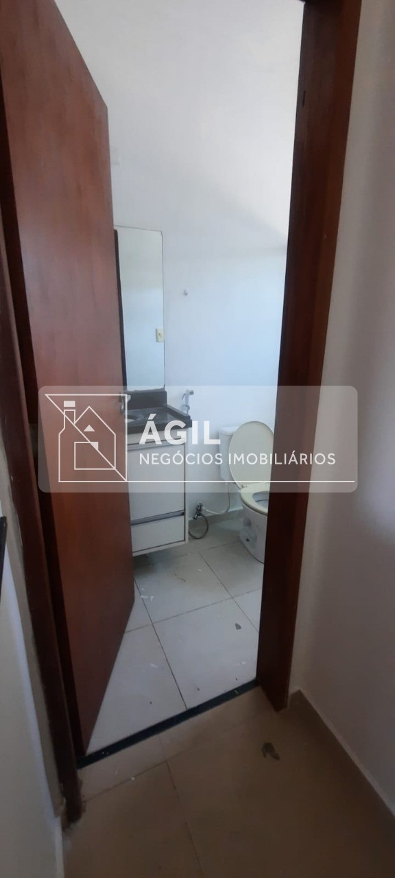 Casa para alugar no condomínio recanto sábia - chácara são j