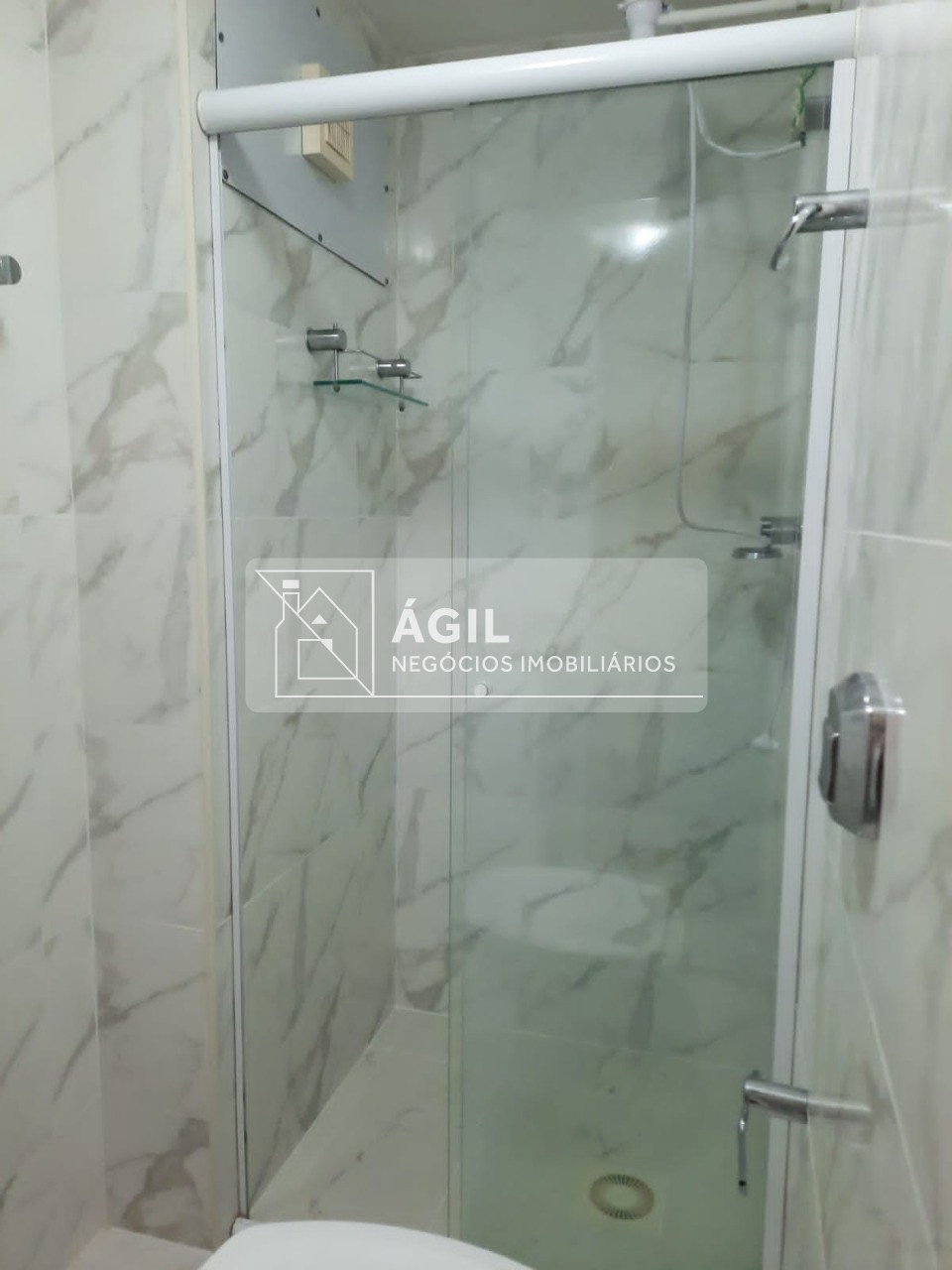 Aluga-se - apartamento - 02 quartos, suite - edifício pontal