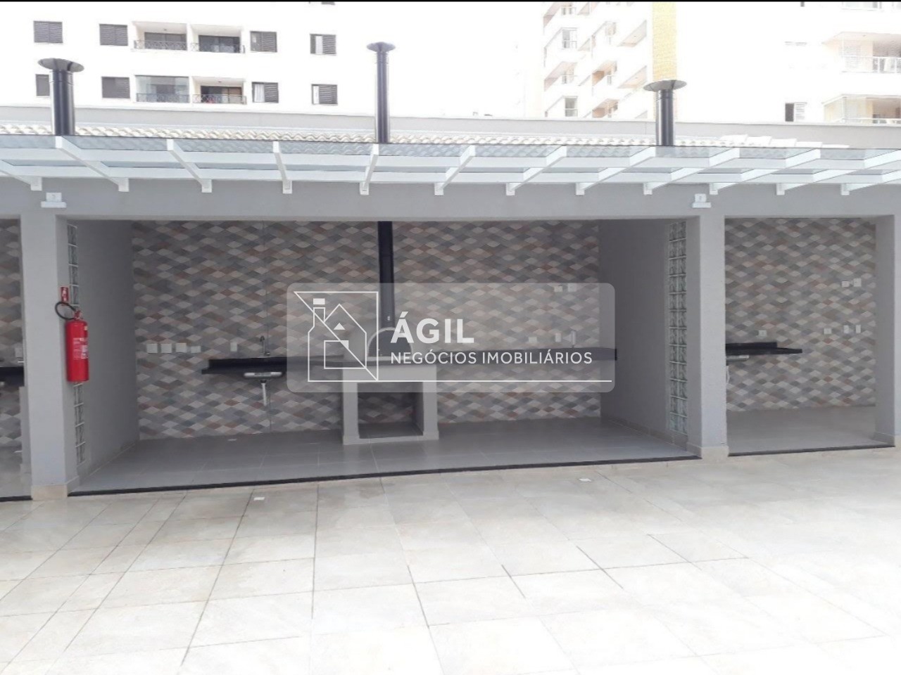 Aluga-se apartamento de 2 dormitórios no jardim aquarius