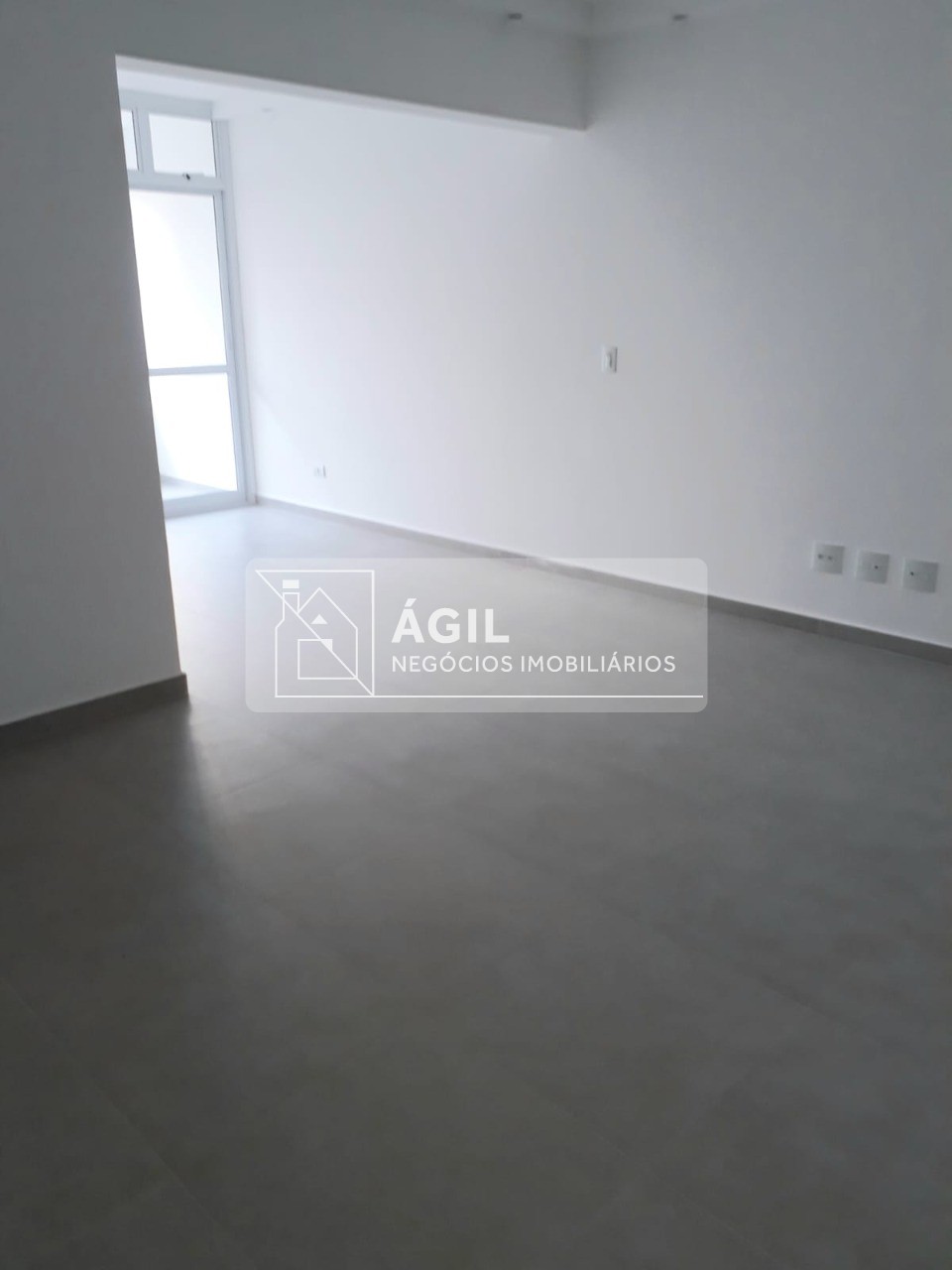 Aluga-se Apartamento de 2 dormitórios no Jardim Aquarius