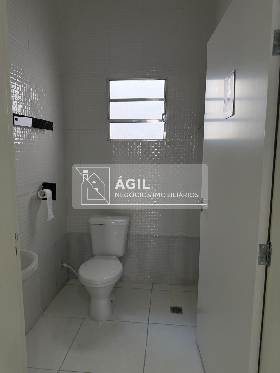 Aluga se - galpão- comercial - 105m² - campos de são jose - 