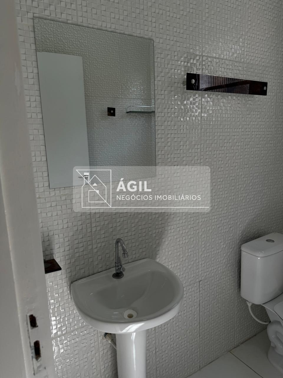 Aluga se - sala - ponto comercial - 105m² - campos de são jo