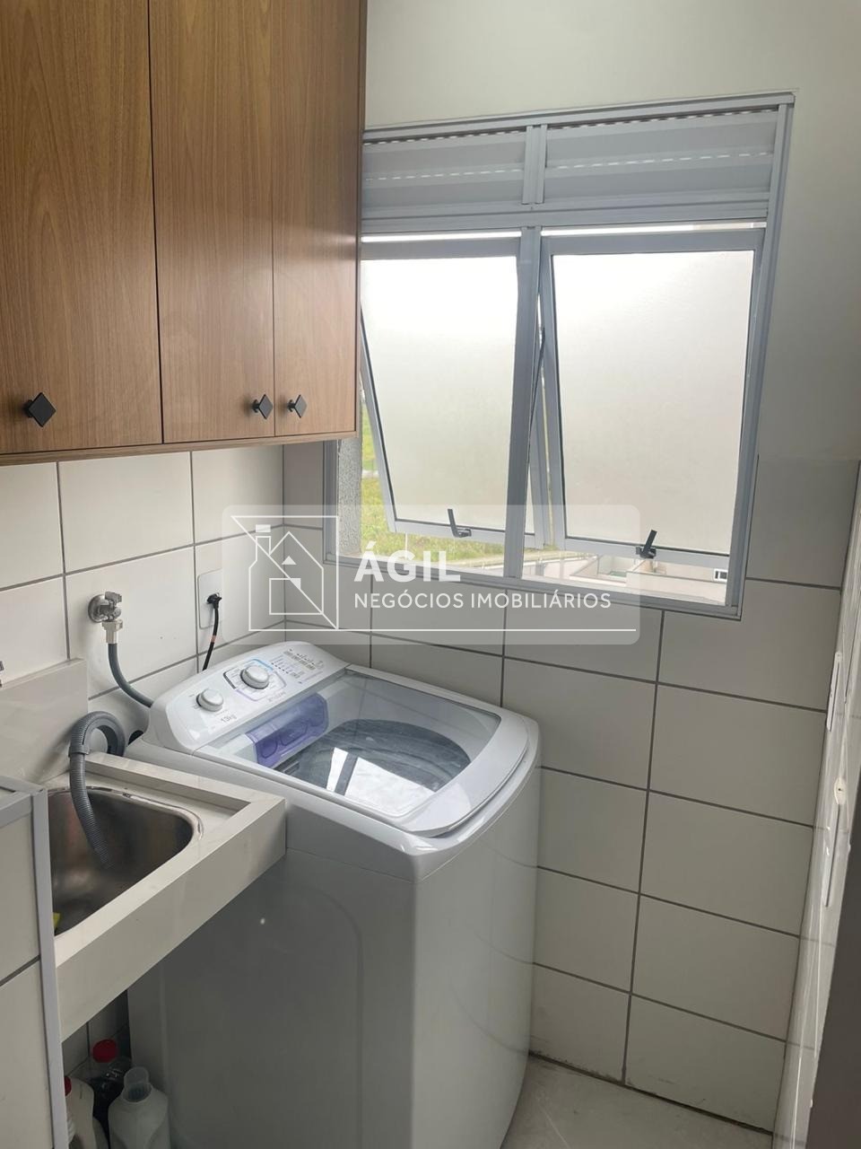 Apartamento mobiliado para alugar no Residencial Colinas do Paratehy - São José dos Campos - Sp Residencial Caminho das Árvores - Zona Oeste - 2 dor