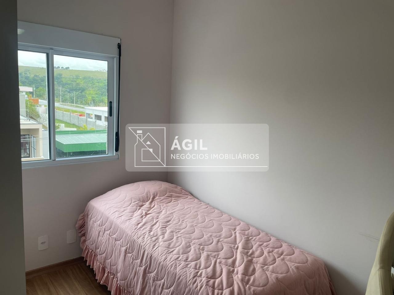 Apartamento mobiliado para alugar no Residencial Colinas do Paratehy - São José dos Campos - Sp Residencial Caminho das Árvores - Zona Oeste - 2 dor