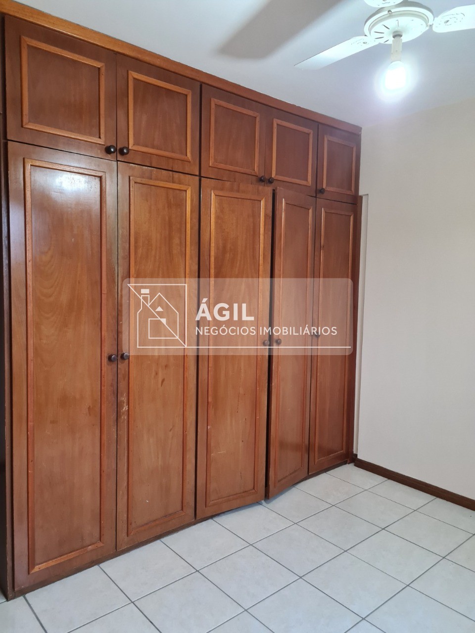 Aluguel - apartamento - 160m² - condomínio edifício por do s