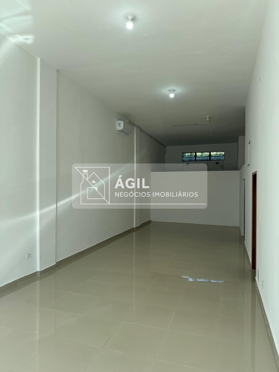 Aluga-se - ponto comercial - 100m² - villa branca - jacareí - foto 12