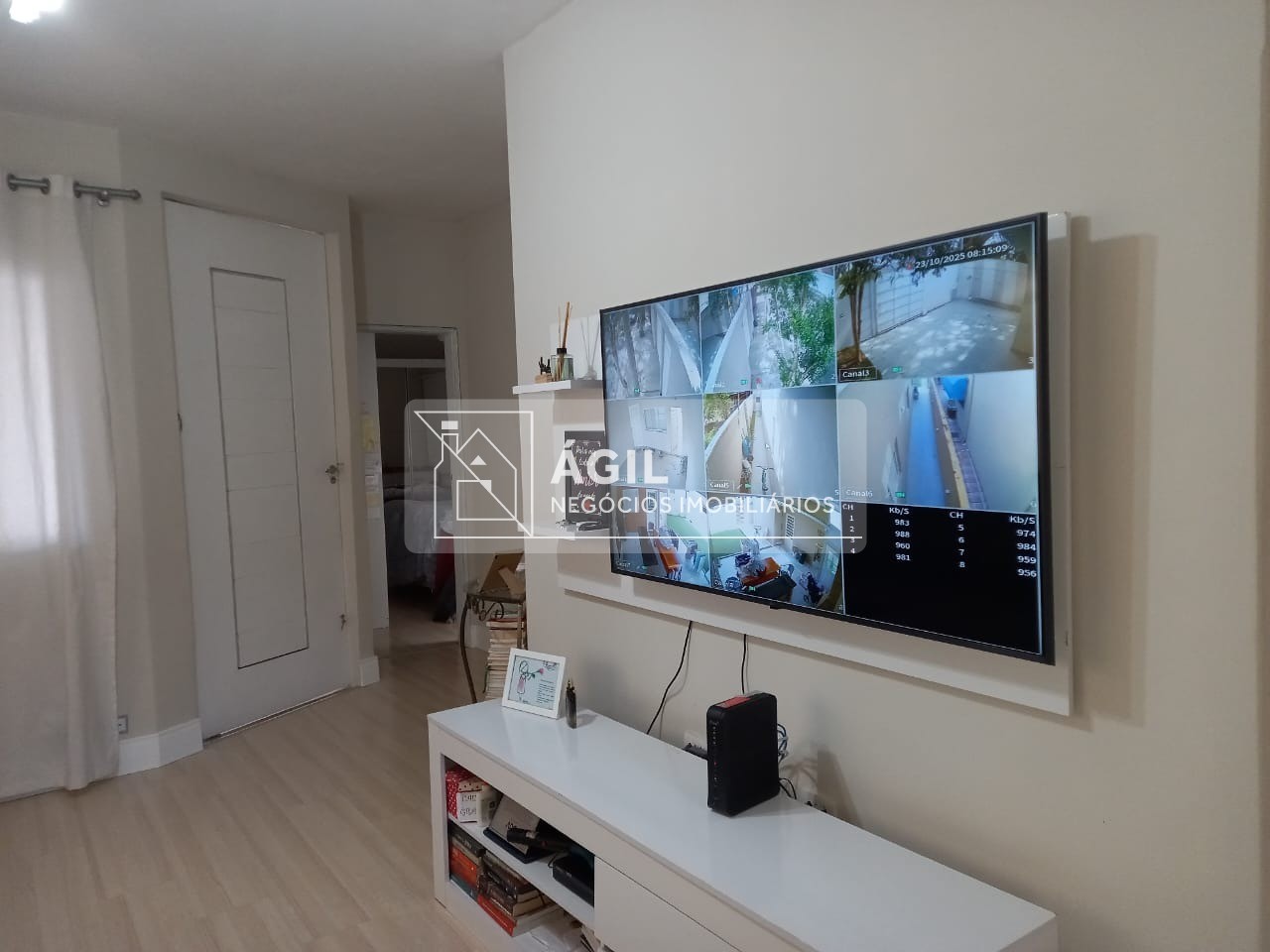 Vendo sobrado com 5 dormitórios, 236 m² por R$ 945.000,00 - 