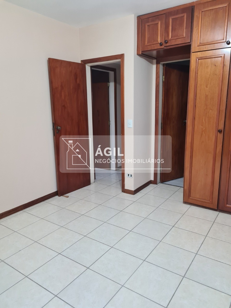 Aluguel - apartamento - 160m² - condomínio edifício por do s
