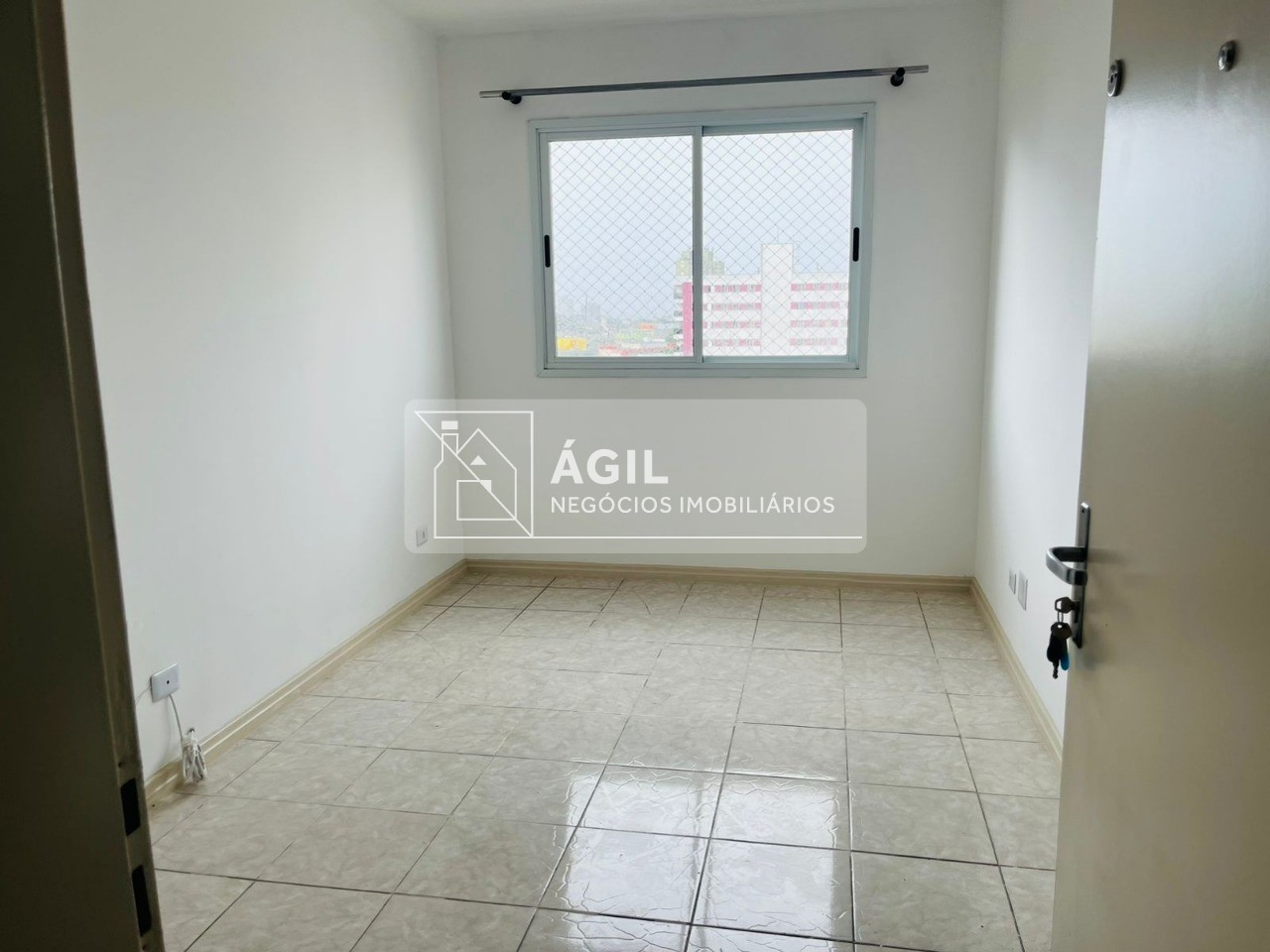 Alugo apartamento 45m2 - 1 dormitório - edificio san giusepp