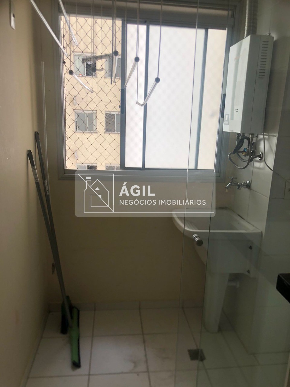 APARTAMENTO PARA LOCAÇÃO NO CITTA DI ROMA, JARDIM AUGUSTA - SÃO JOSÉ DOS CAMPOS - SP - Área útil: 62m² - 3 dormitórios (sendo 1 suíte) - 2 Banheiros