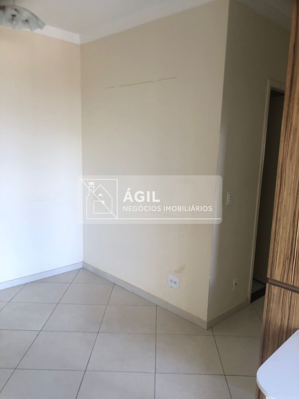 APARTAMENTO PARA LOCAÇÃO NO CITTA DI ROMA, JARDIM AUGUSTA - SÃO JOSÉ DOS CAMPOS - SP - Área útil: 62m² - 3 dormitórios (sendo 1 suíte) - 2 Banheiros