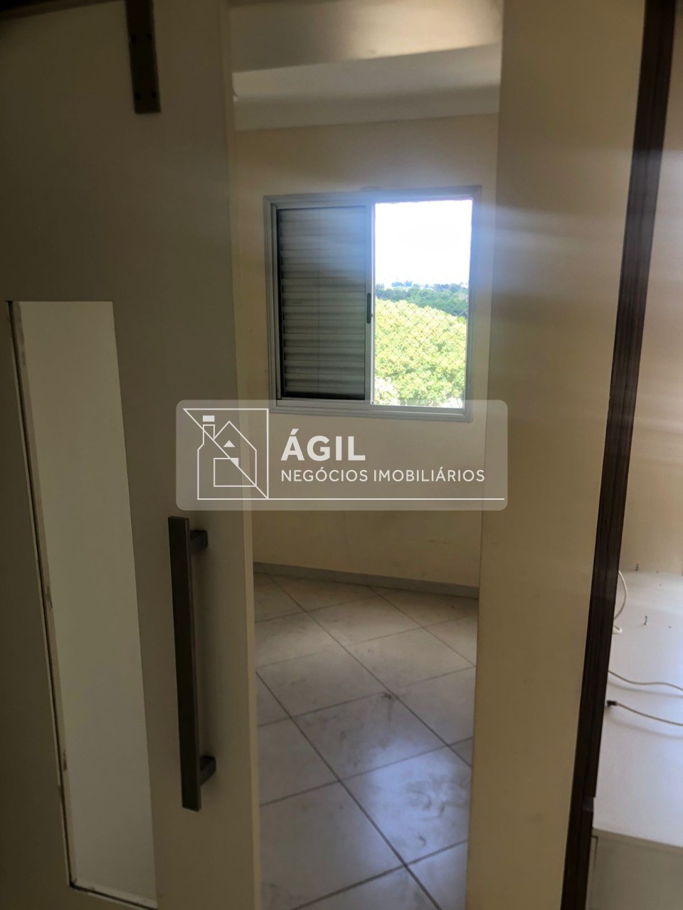 APARTAMENTO PARA LOCAÇÃO NO CITTA DI ROMA, JARDIM AUGUSTA - SÃO JOSÉ DOS CAMPOS - SP - Área útil: 62m² - 3 dormitórios (sendo 1 suíte) - 2 Banheiros