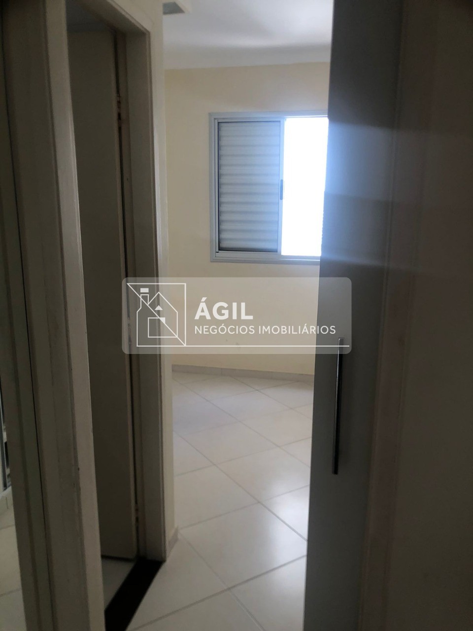 APARTAMENTO PARA LOCAÇÃO NO CITTA DI ROMA, JARDIM AUGUSTA - SÃO JOSÉ DOS CAMPOS - SP - Área útil: 62m² - 3 dormitórios (sendo 1 suíte) - 2 Banheiros