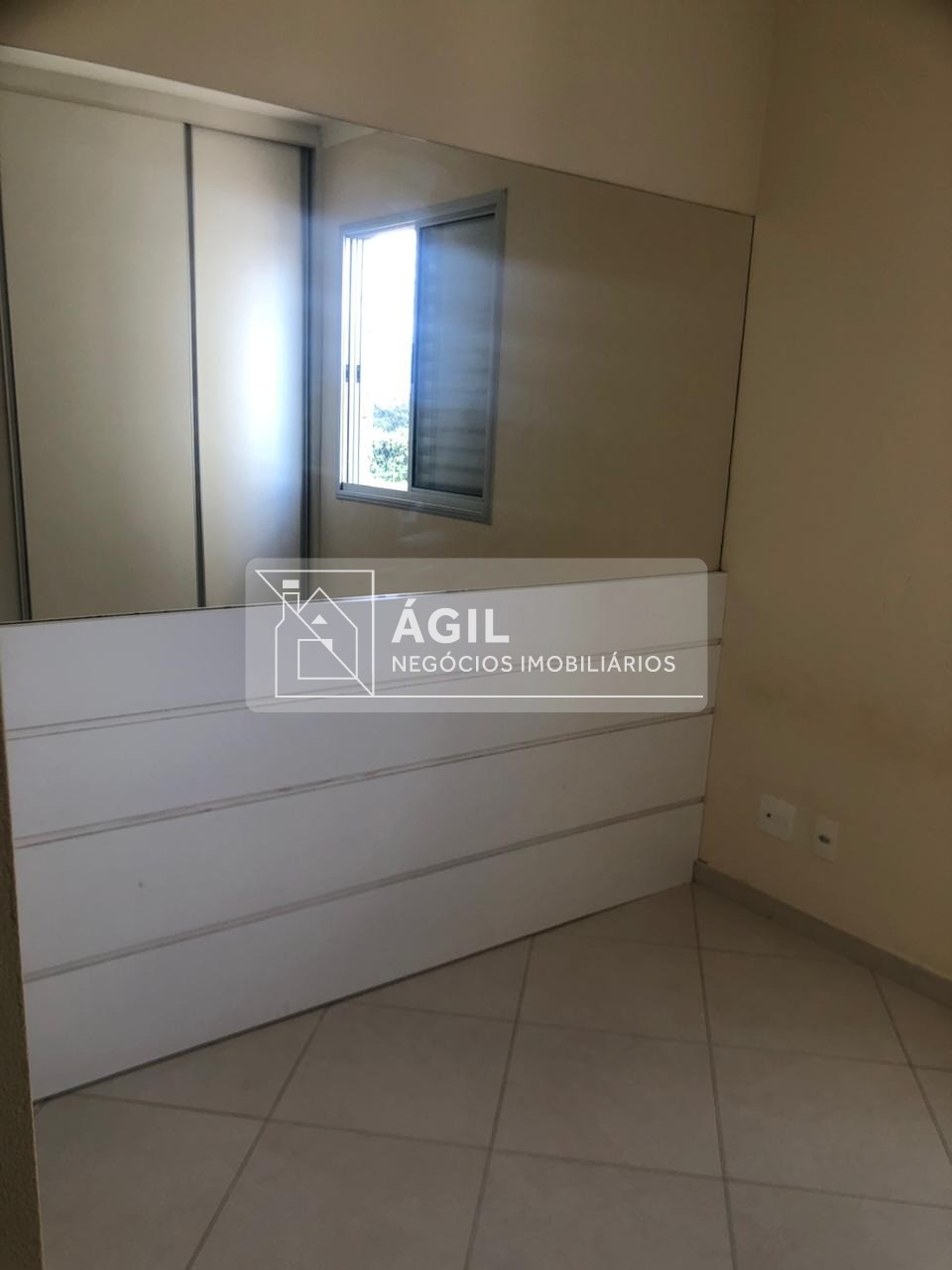 APARTAMENTO PARA LOCAÇÃO NO CITTA DI ROMA, JARDIM AUGUSTA - SÃO JOSÉ DOS CAMPOS - SP - Área útil: 62m² - 3 dormitórios (sendo 1 suíte) - 2 Banheiros