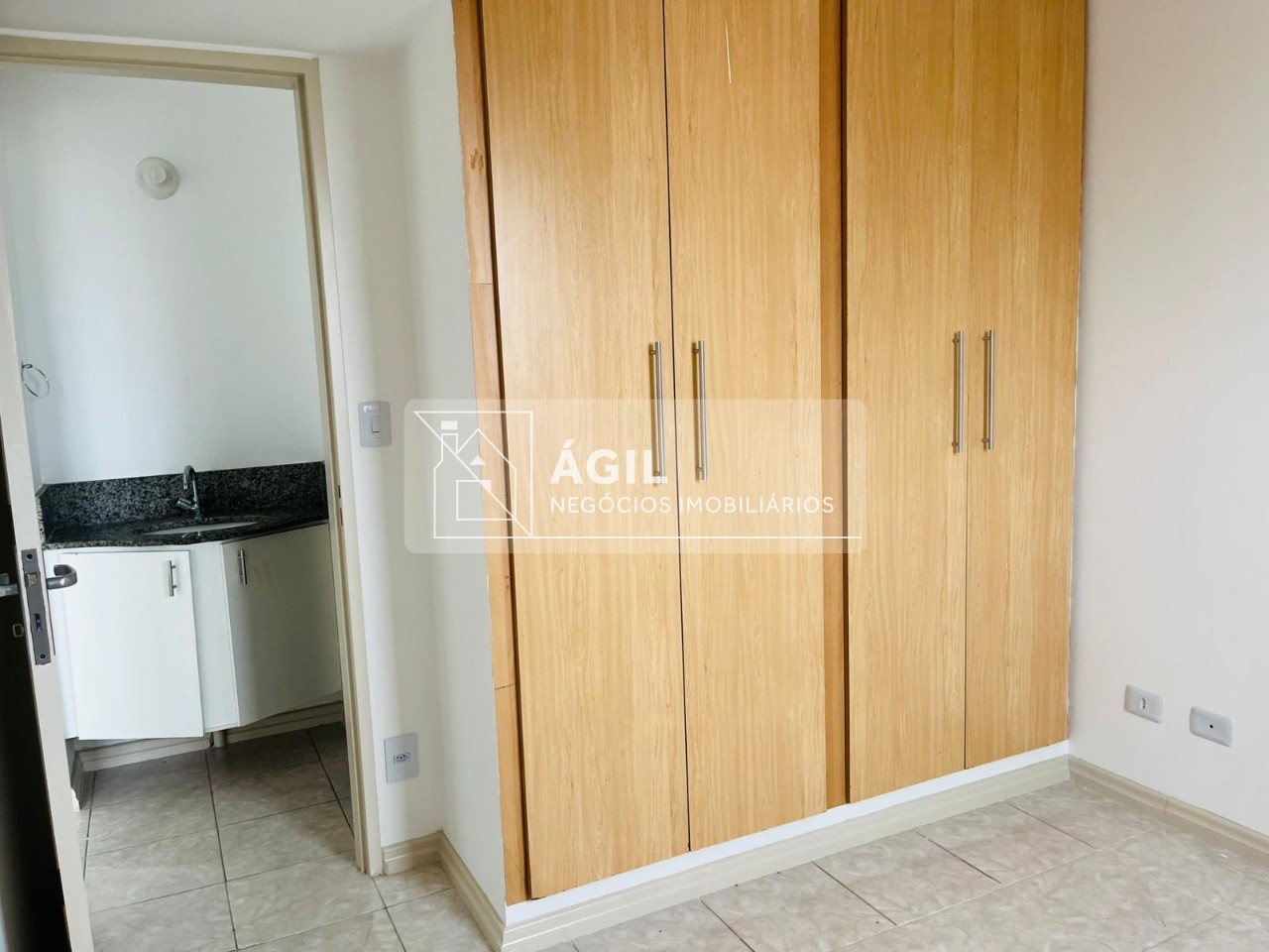 Alugo apartamento 45m2 - 1 dormitório - edificio san giusepp