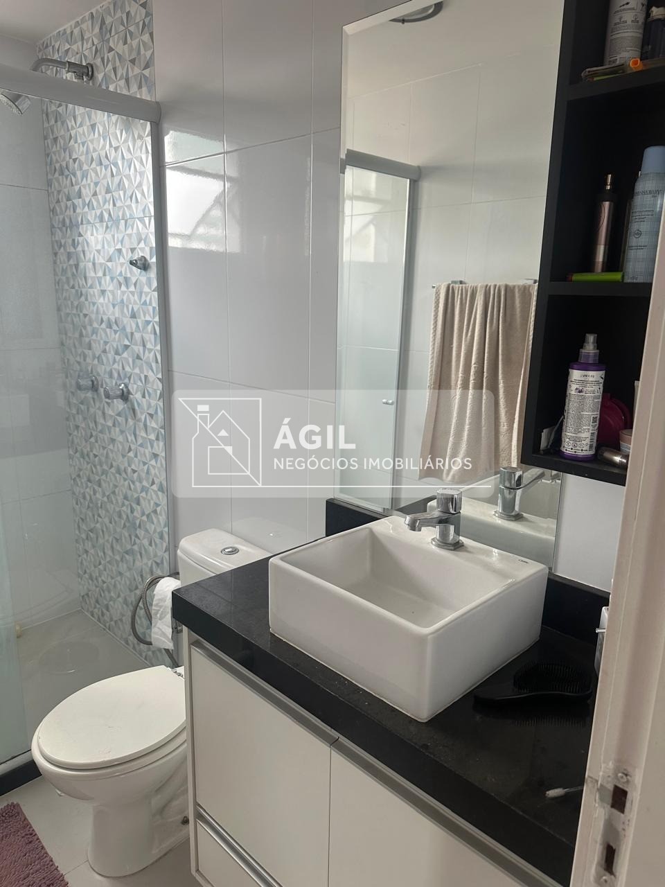 Aluga-se Apartamento Mobiliado no Condomínio La Vie - Monte Castelo - São José dos Campos - 2 quartos, 1 suíte, lazer completo!