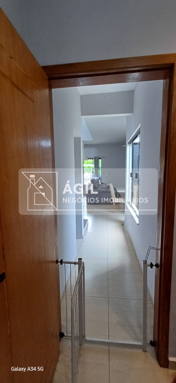 Casa Sobrado Vista Alegre - Taubaté-SP 3 Quartos, 1 Suíte, 3 Banheiros, 3 Vagas Área 110m² ÁGIL NEGÓCIOS IMOBILIÁRIOS