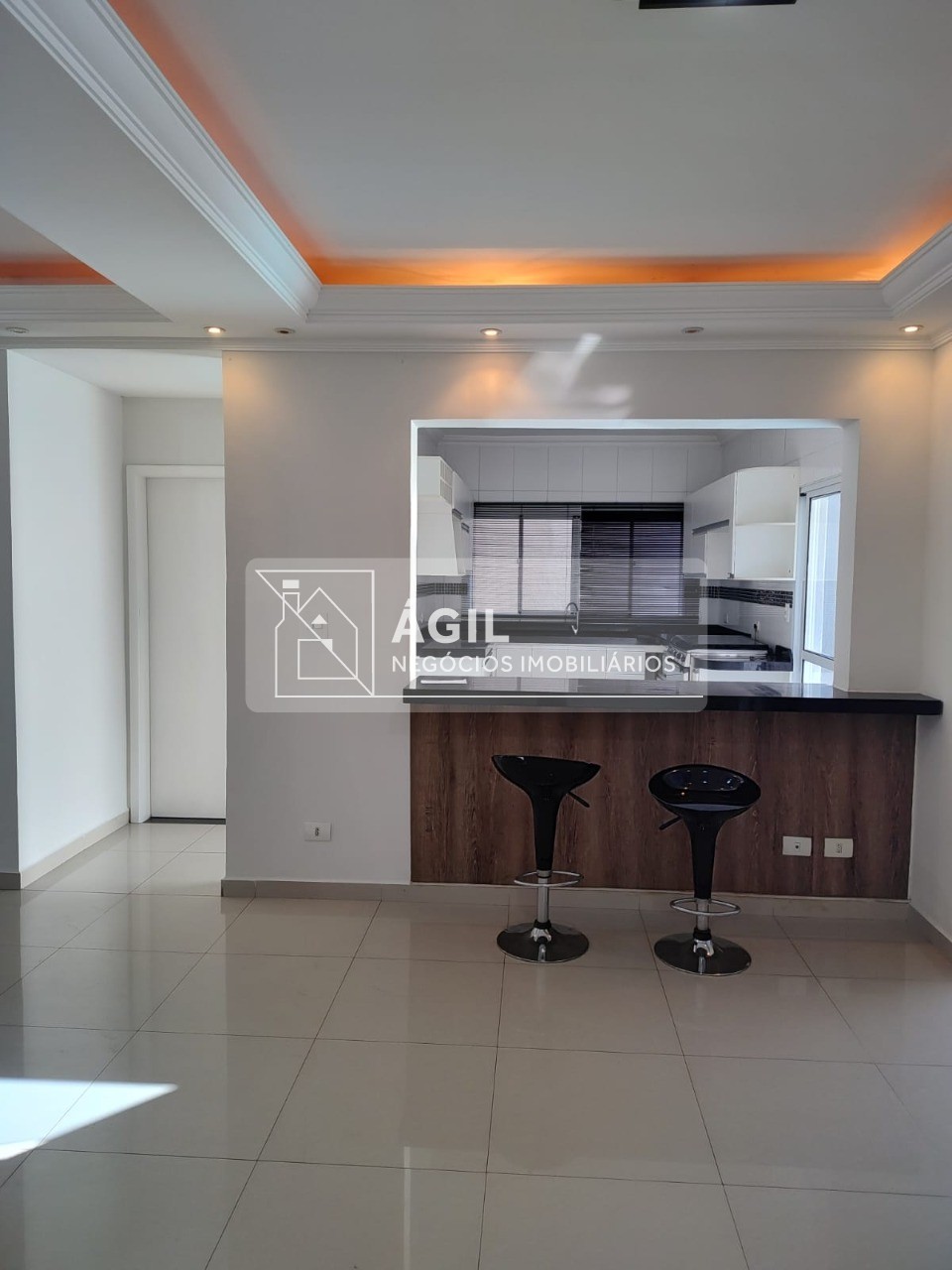 Aluga-se casa em condomínio - villa branca - condomínio quin