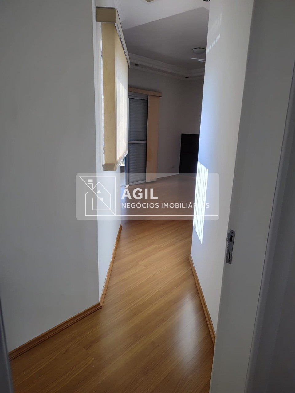 Aluga-se casa em condomínio - villa branca - condomínio quin