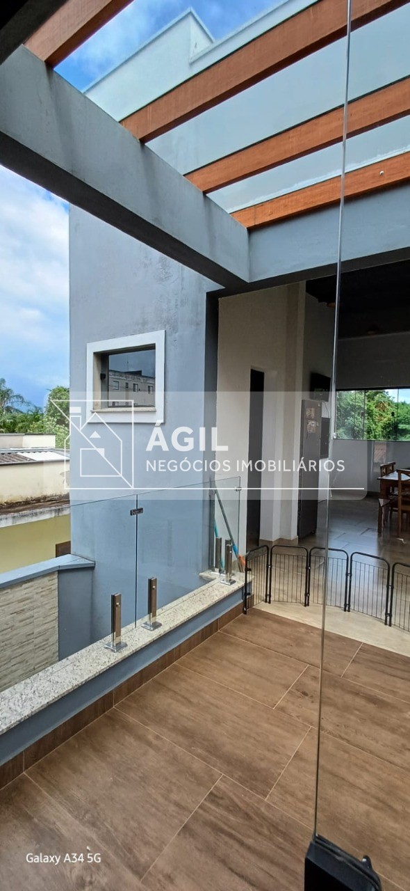 Casa Sobrado Vista Alegre - Taubaté-SP 3 Quartos, 1 Suíte, 3 Banheiros, 3 Vagas Área 110m² ÁGIL NEGÓCIOS IMOBILIÁRIOS