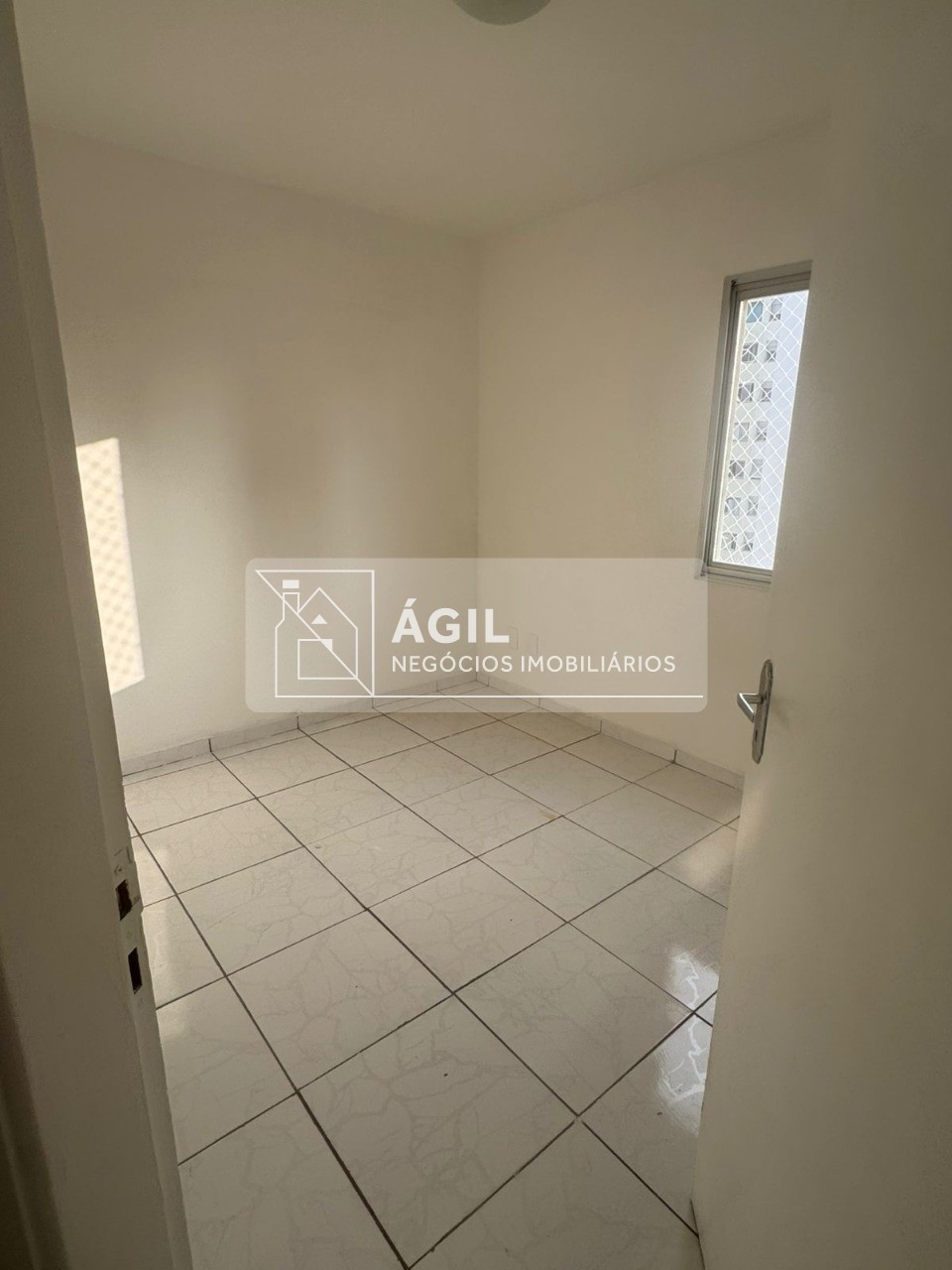 Aluga-se apartamento no edifício inconfidência - jardim são 