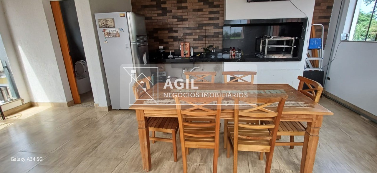 Casa Sobrado Vista Alegre - Taubaté-SP 3 Quartos, 1 Suíte, 3 Banheiros, 3 Vagas Área 110m² ÁGIL NEGÓCIOS IMOBILIÁRIOS
