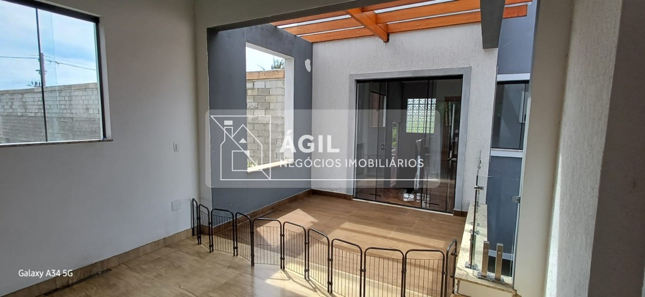Casa Sobrado Vista Alegre - Taubaté-SP 3 Quartos, 1 Suíte, 3 Banheiros, 3 Vagas Área 110m² ÁGIL NEGÓCIOS IMOBILIÁRIOS