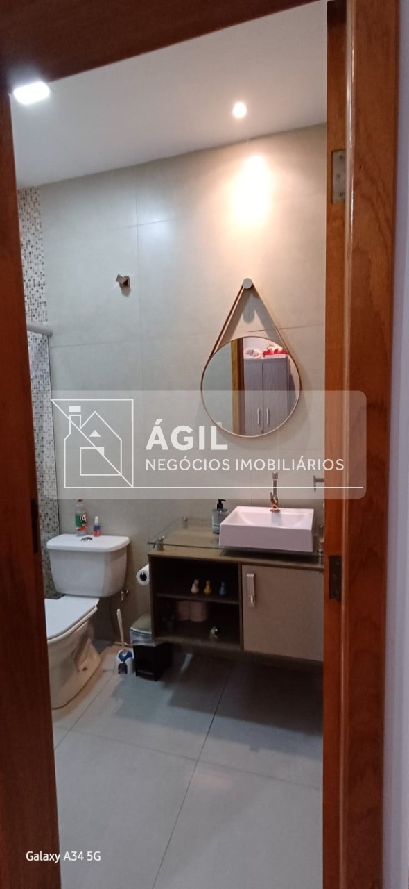 Casa Sobrado Vista Alegre - Taubaté-SP 3 Quartos, 1 Suíte, 3 Banheiros, 3 Vagas Área 110m² ÁGIL NEGÓCIOS IMOBILIÁRIOS