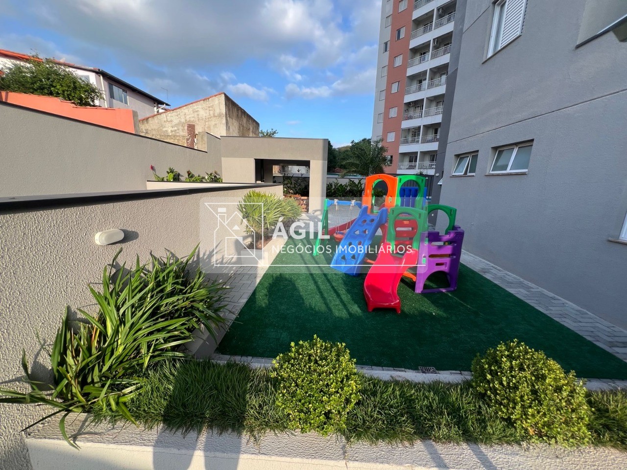 Imperdível oportunidade de apartamento à venda em São José dos Campos - Jardim Satélite! 2 quartos, sala, banheiro, vaga de garagem.