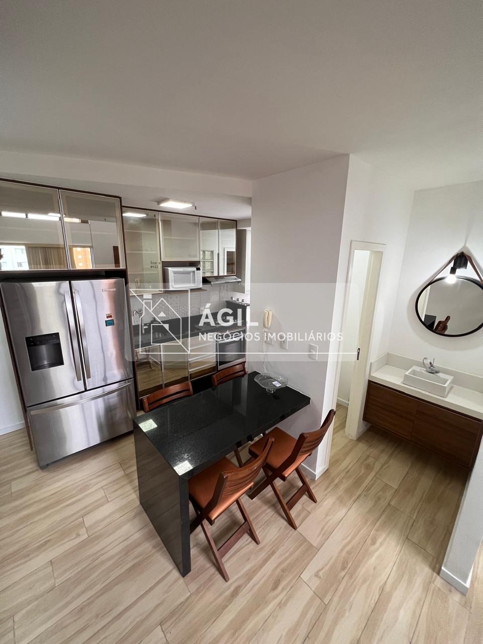 Apartamento à venda no Parque Residencial Aquarius, São José dos Campos - SP: 1 quarto, 1 suíte, 2 salas, 2 banheiros, 1 vaga - Imperdível!