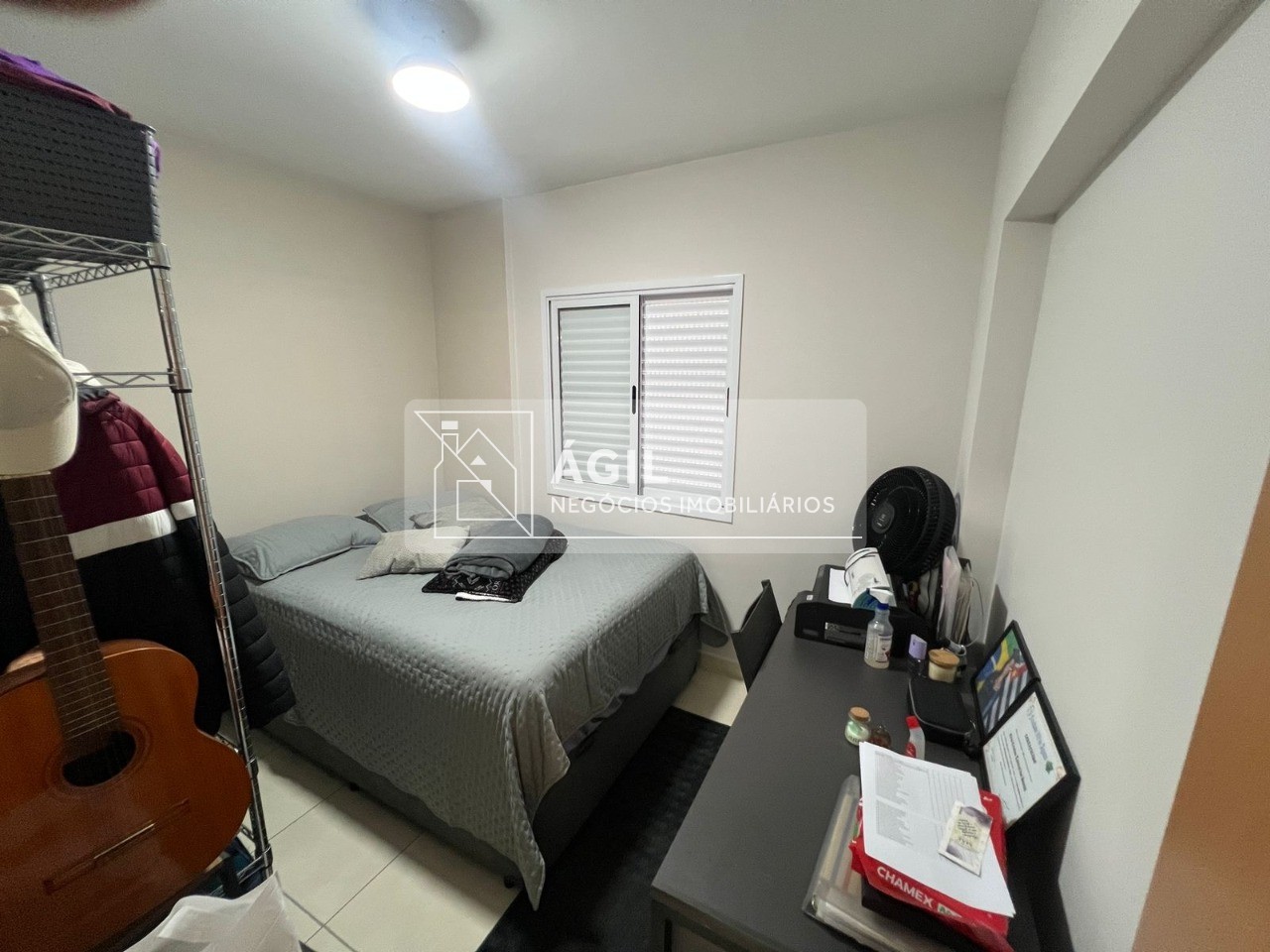 Imperdível oportunidade de apartamento à venda em São José dos Campos - Jardim Satélite! 2 quartos, sala, banheiro, vaga de garagem.