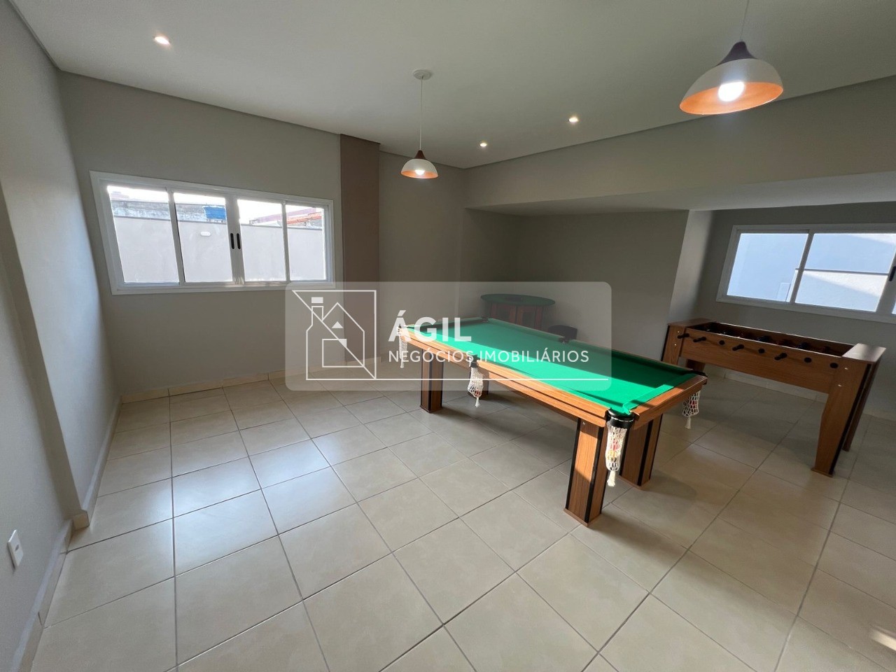 Imperdível oportunidade de apartamento à venda em São José dos Campos - Jardim Satélite! 2 quartos, sala, banheiro, vaga de garagem.