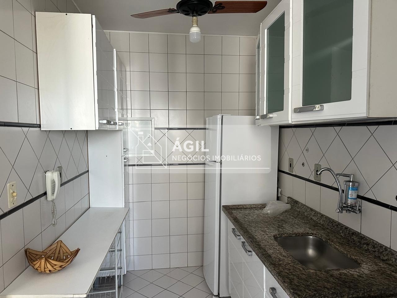 Alugo apartamento 51 m2 - 2 dormitórios - condominio colinas