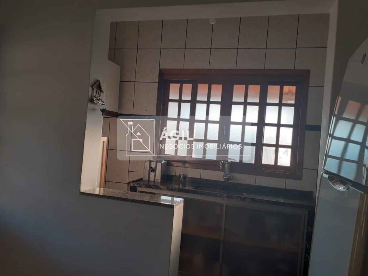 Vendo chácara 1000m2 - 3 dormitórios - chácaras santa maria 