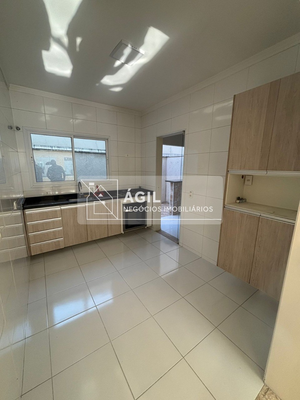 Vendo sobrado 99 m2 - 3 dormitórios - jardim santa maria - j
