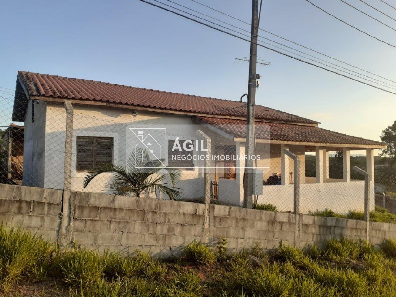Vendo chácara 1000m2 - 3 dormitórios - chácaras santa maria 