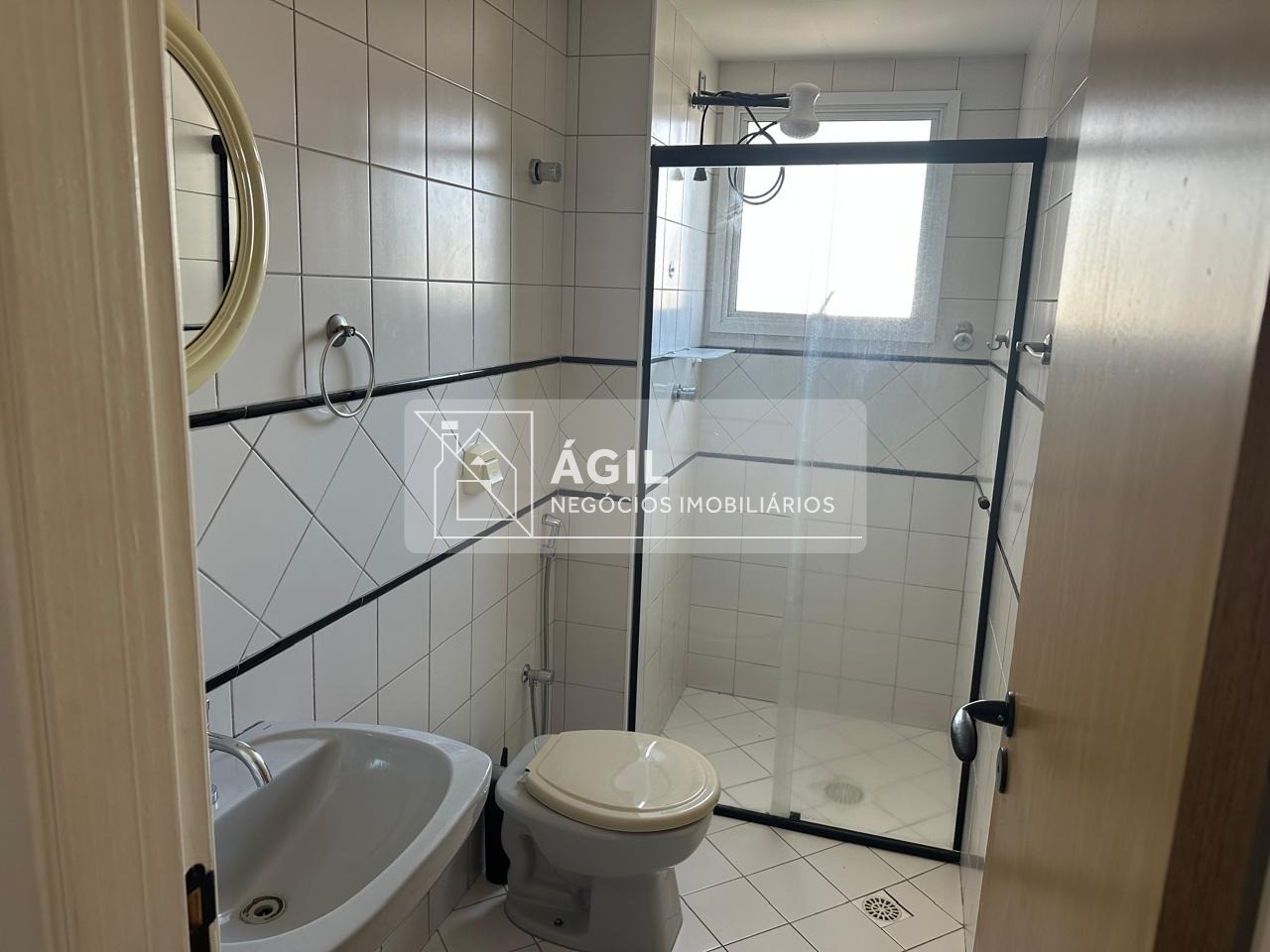 Alugo apartamento 51 m2 - 2 dormitórios - condominio colinas