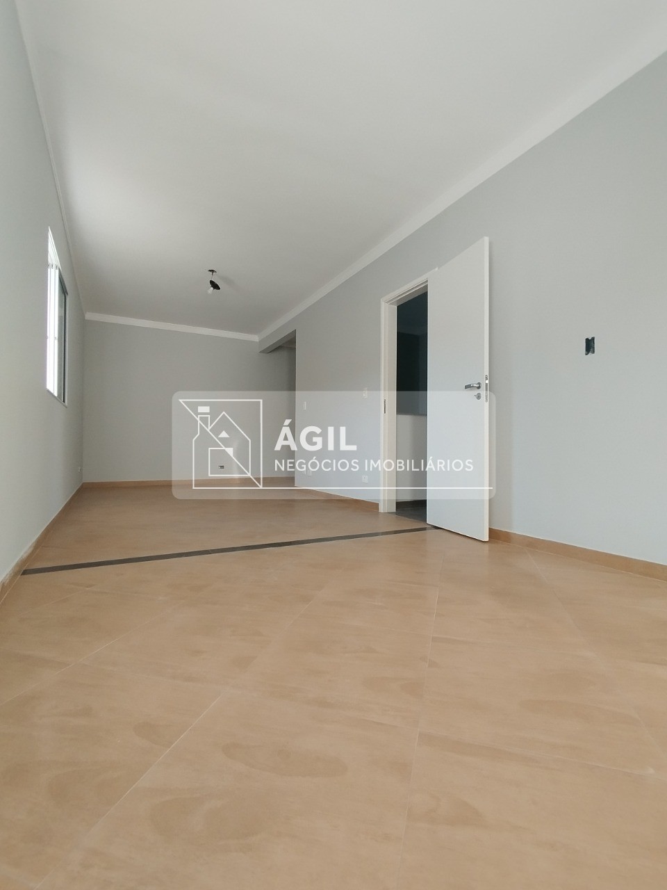 Vende-se casa no condomínio home & club- villa branca, jacar
