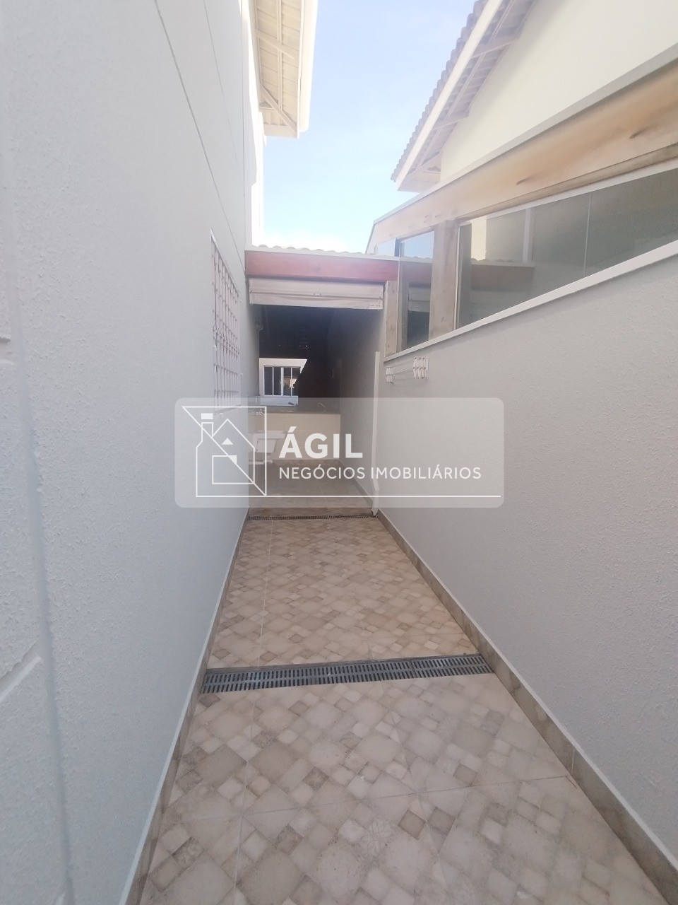 Vende-se Casa no Condomínio Home & Club- Villa Branca, Jacareí/SP