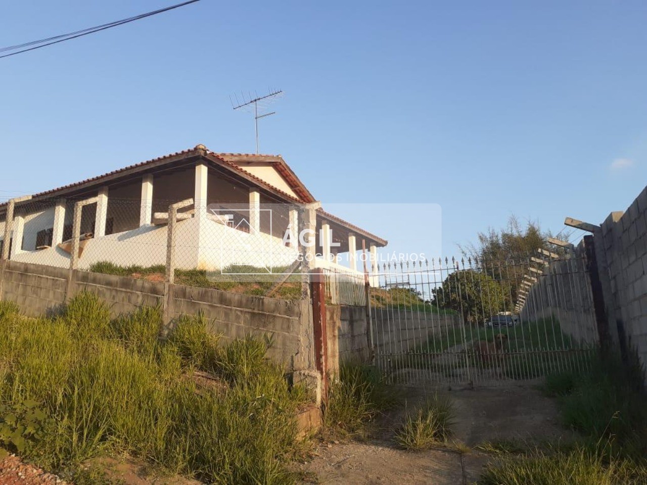 Vendo chácara 1000m2 - 3 dormitórios - chácaras santa maria 