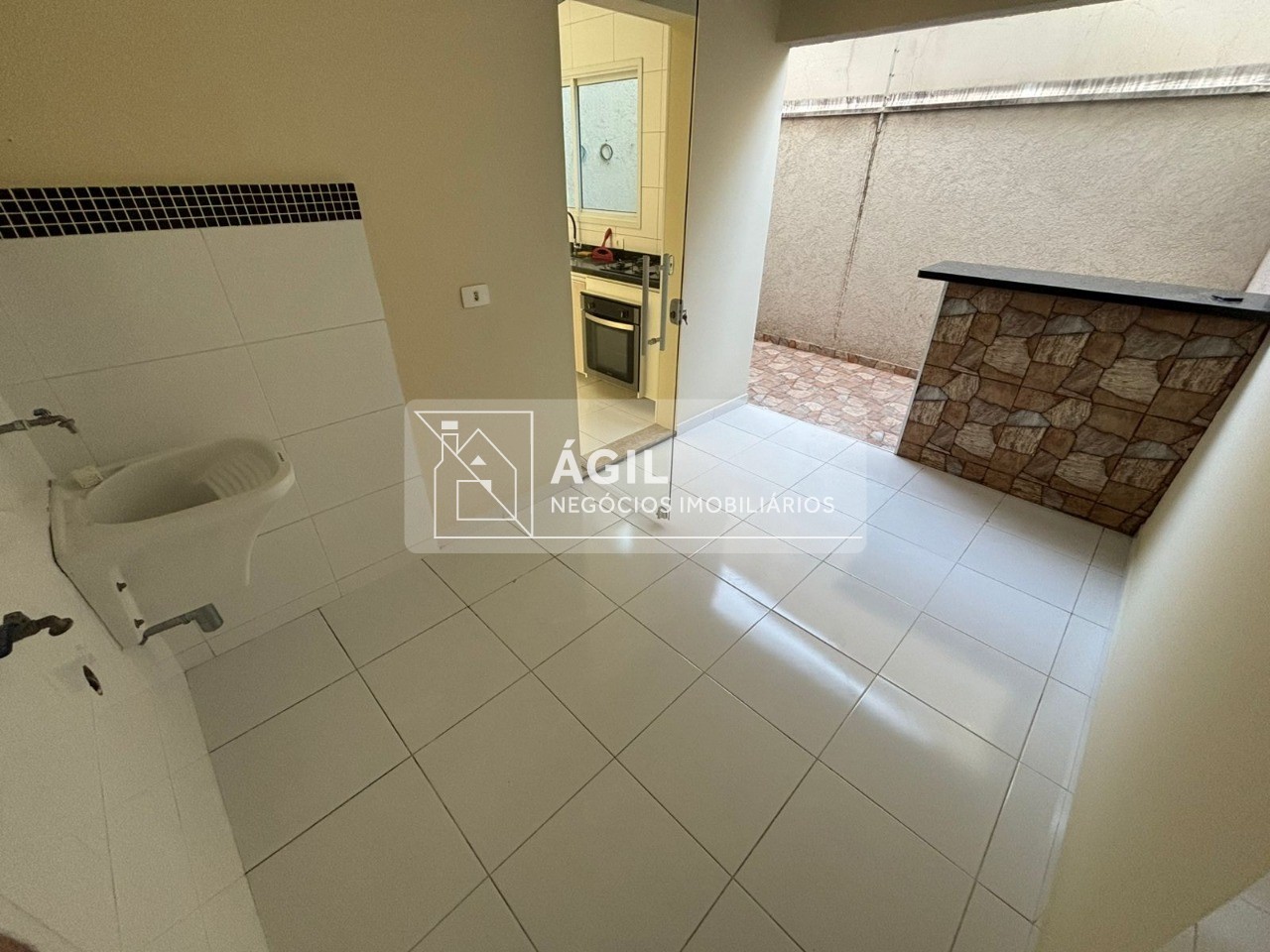Vendo sobrado 99 m2 - 3 dormitórios - jardim santa maria - j