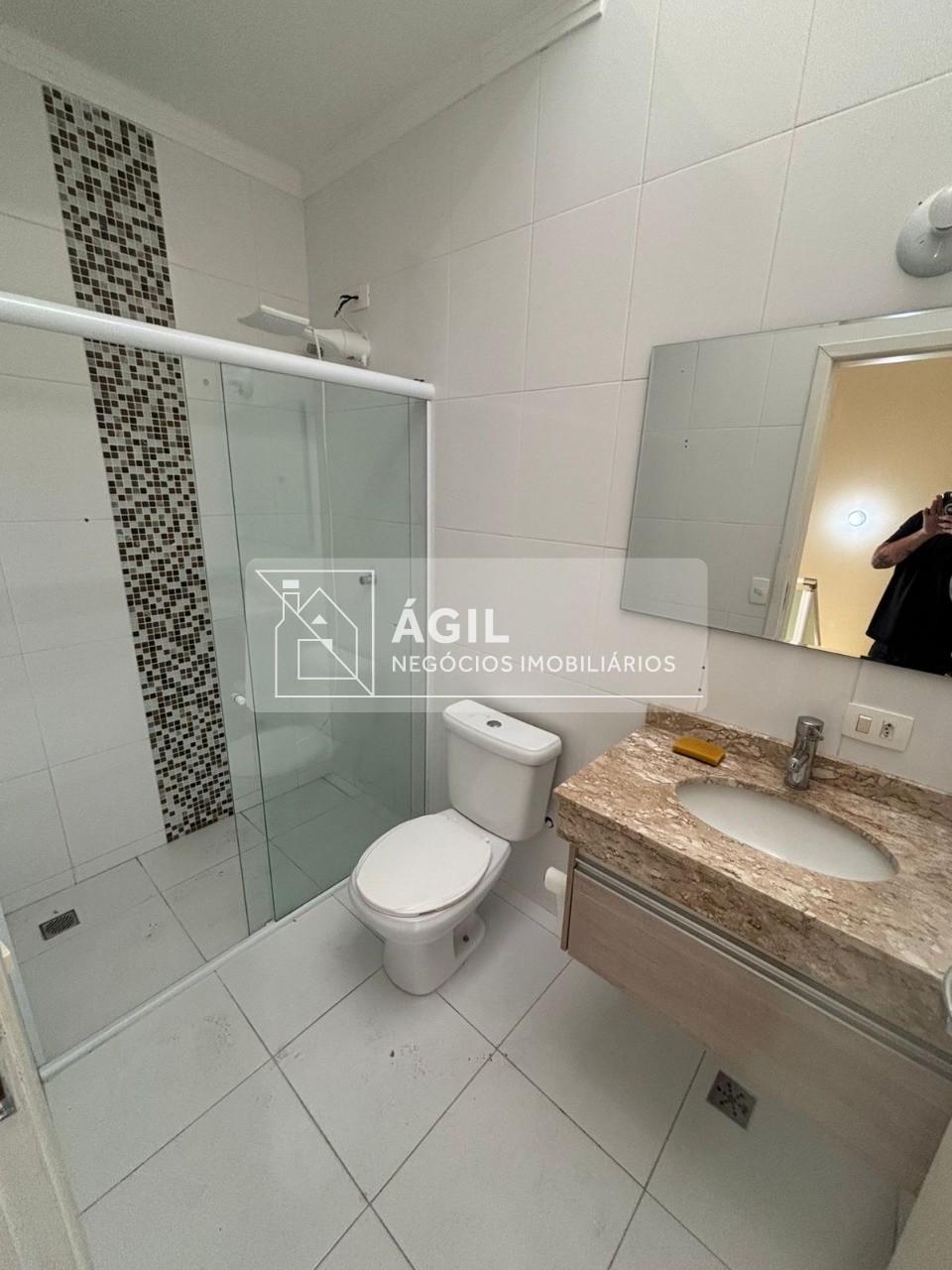 Vendo Sobrado 99 m2 - 3 dormitórios - Jardim Santa Maria - Jacareí