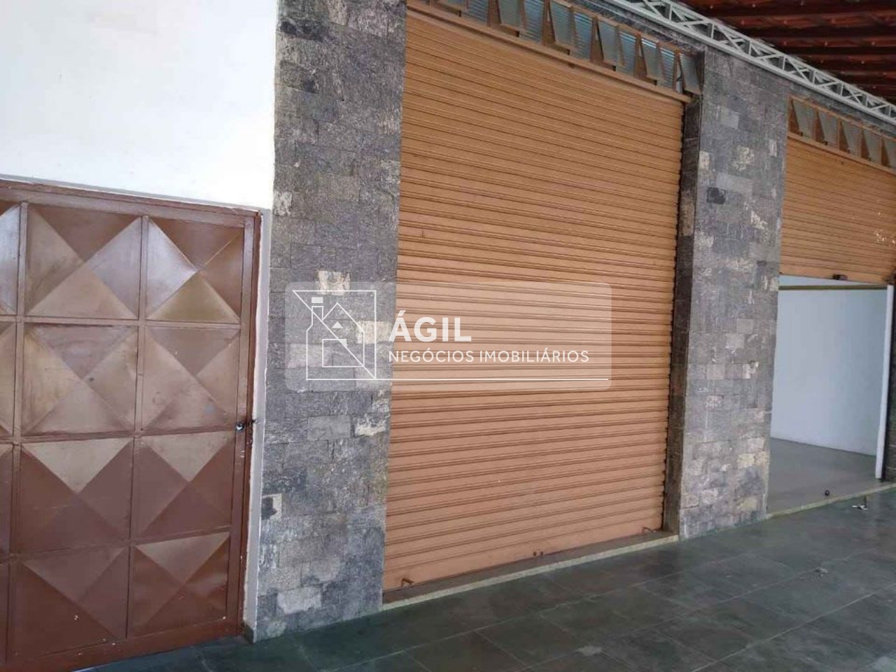 Alugo ponto comercial 200 m2 - cidade salvador - jacareí sp