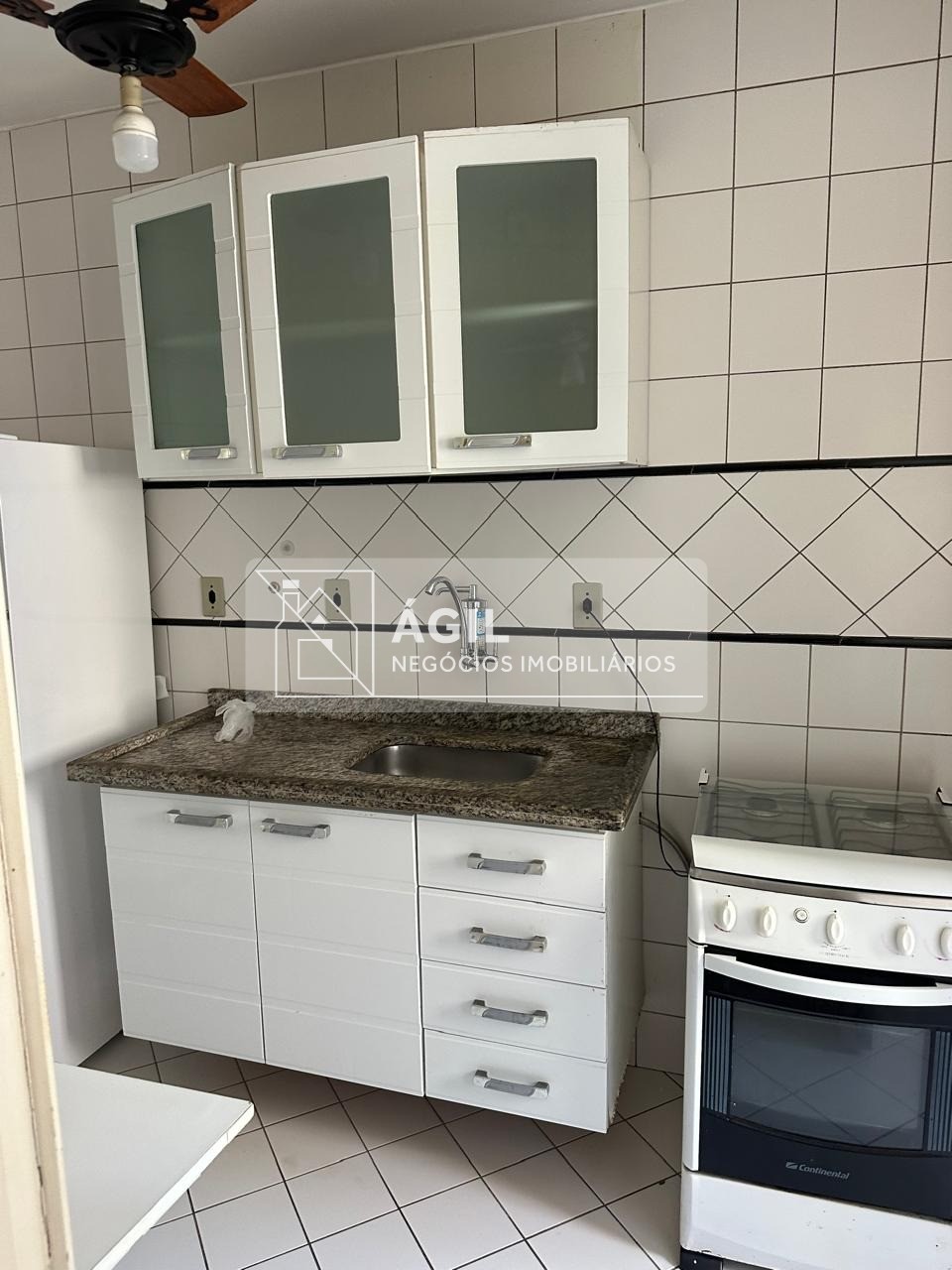 Alugo apartamento 51 m2 - 2 dormitórios - condominio colinas