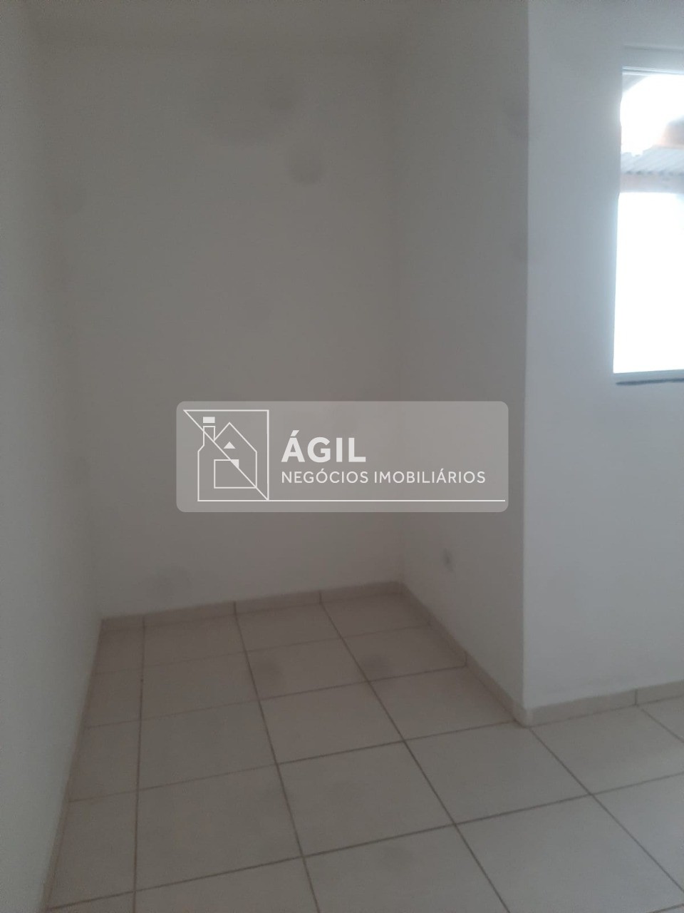 Alugo Casa Térrea 2 dormitórios - Pousada do Vale - Zona Leste SJC